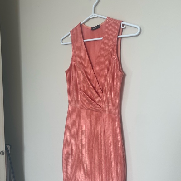 Beautiful Orange Dress - Picture 3 of 3